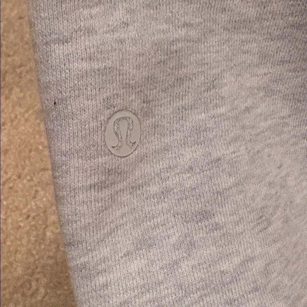 LULULEMON 2 - Picture 14 of 14